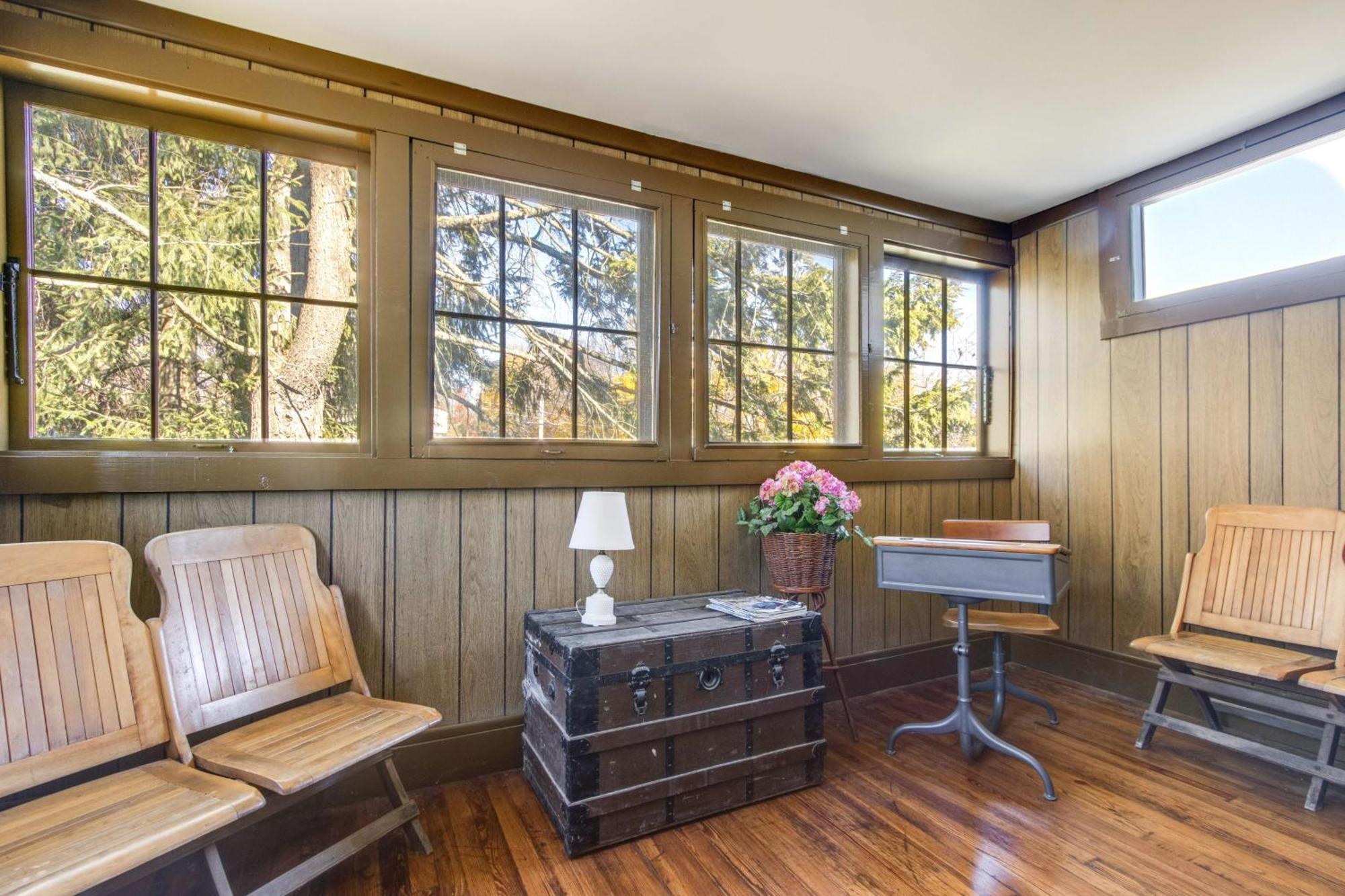 Victorian Home With Porch 6 Mi To Hickory Run Park! White Haven ภายนอก รูปภาพ